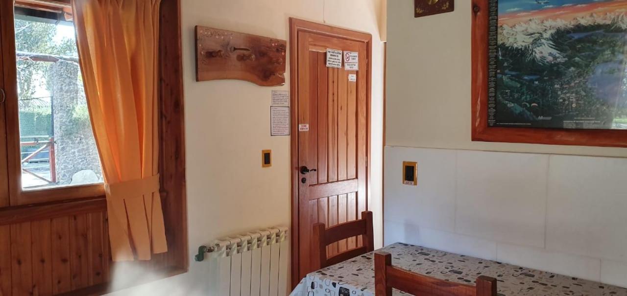 El Aguila Aparthotel Сан Карлос де Барилоче Екстериор снимка