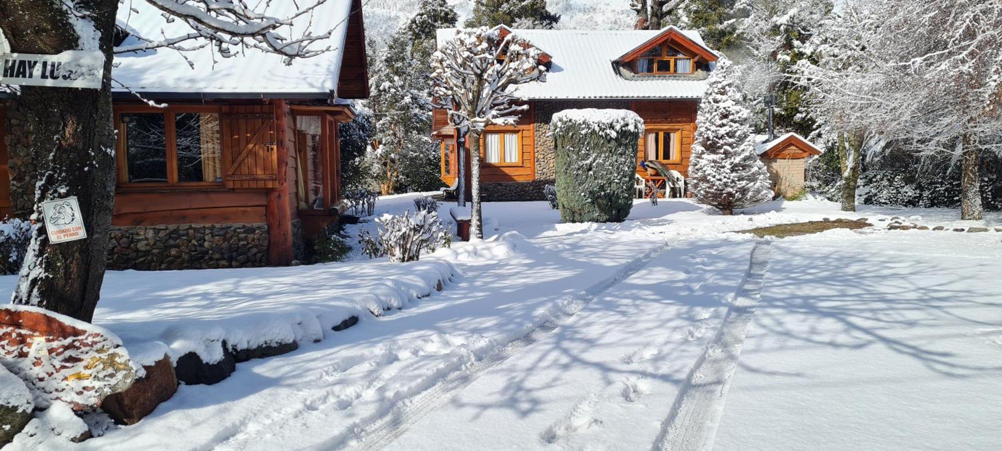 El Aguila Aparthotel Сан Карлос де Барилоче Екстериор снимка