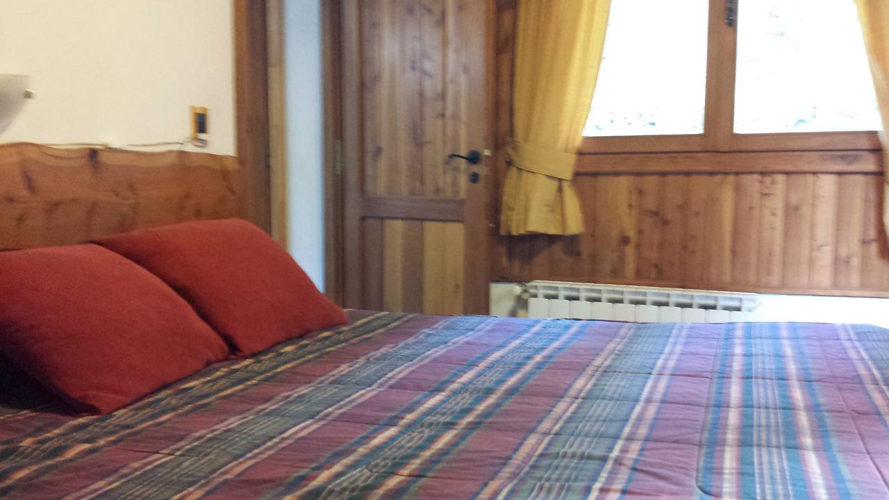 El Aguila Aparthotel Сан Карлос де Барилоче Екстериор снимка